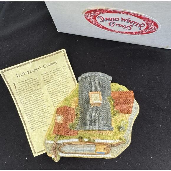 Vtg 1987 David Winter Lock Keepers Cottage The Midlands Collection MIB W/ COA - Picture 10 of 11